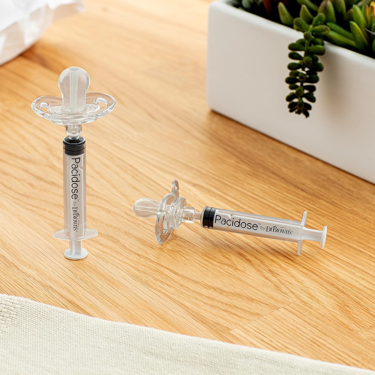 ببرونة Dr. Brown’s Pacidose لإعطاء الدواء للرضع بدون عناء