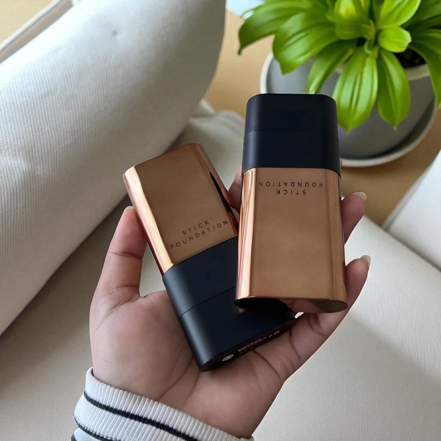 فوندوتان لتغطية مثالية وتفتيح طبيعي للبشرة